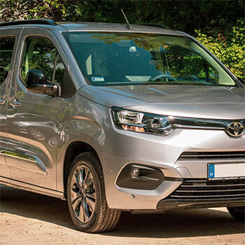 Bérelhető Toyota Proace City Verso