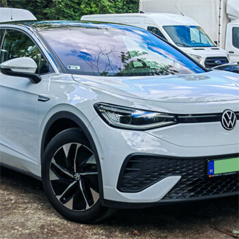 Elektromos autó kölcsönzés VOLKSWAGEN ID.5